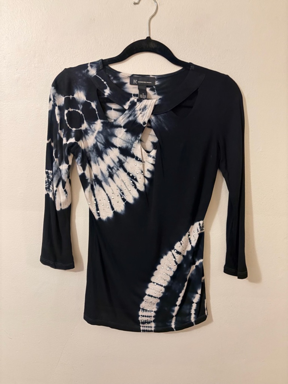 INC International Concepts Navy and White Tie-Dye Keyhole Long Sleeve Top - Picture 2 of 5